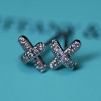 ティファニー クロスステッチ ダイヤ ピアス